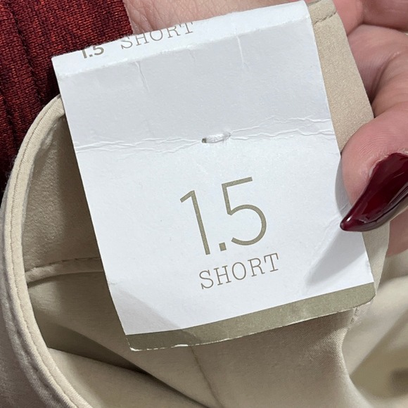 Chicos Zenergy Neema Shorts Performance Stretch Pockets Sz M Womens - Picture 7 of 16